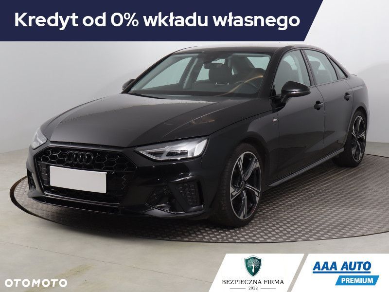 Audi A4 Limousine - 3