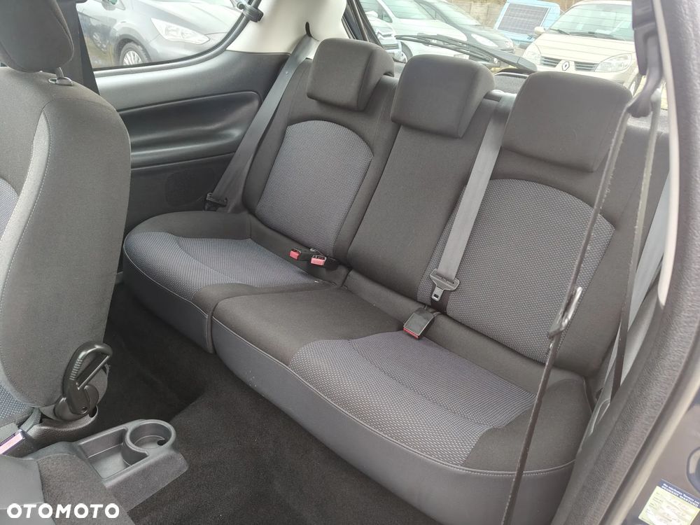 Peugeot 206 plus - 16