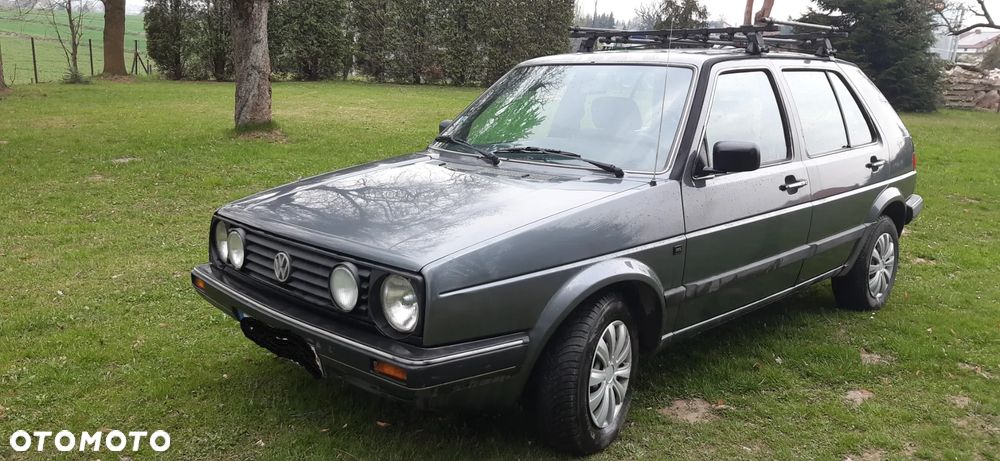Volkswagen Golf 1.6 - 1