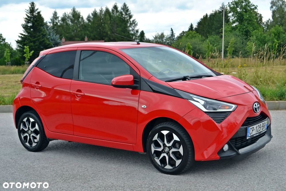 Toyota Aygo x.shift x-play connect - 4