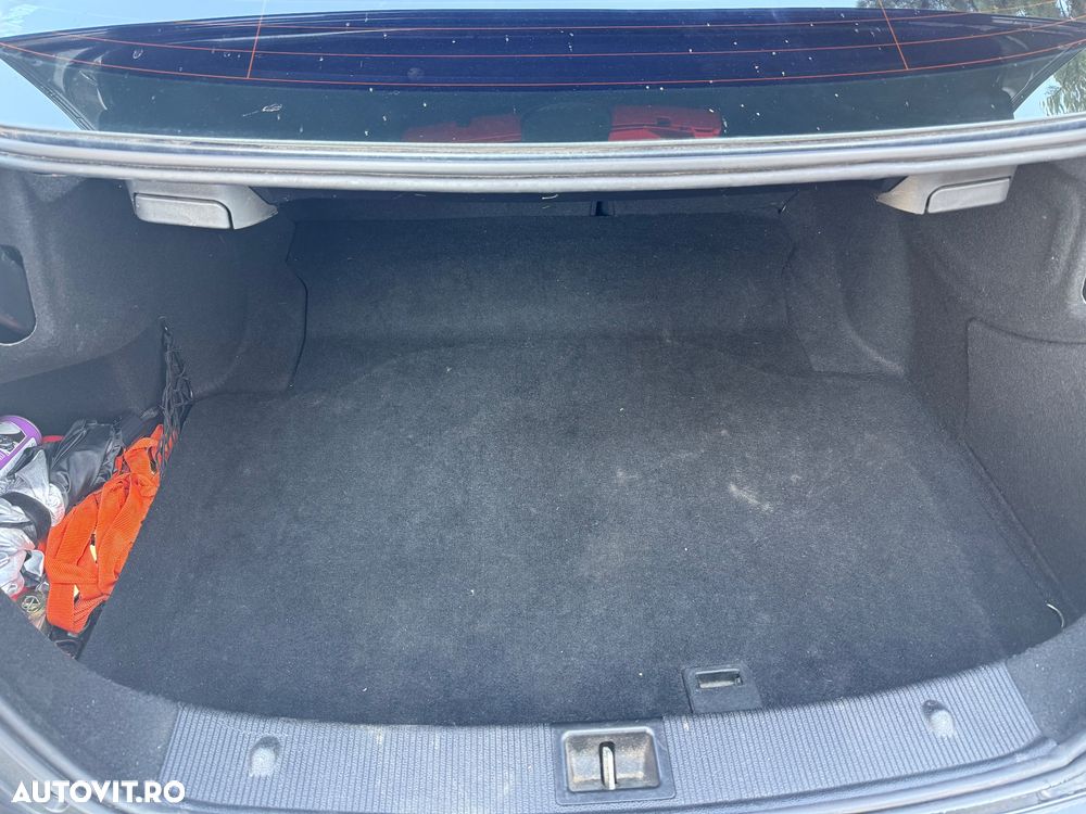 Mercedes-Benz C 220 CDI DPF (BlueEFFICIENCY) 7G-TRONIC - 18