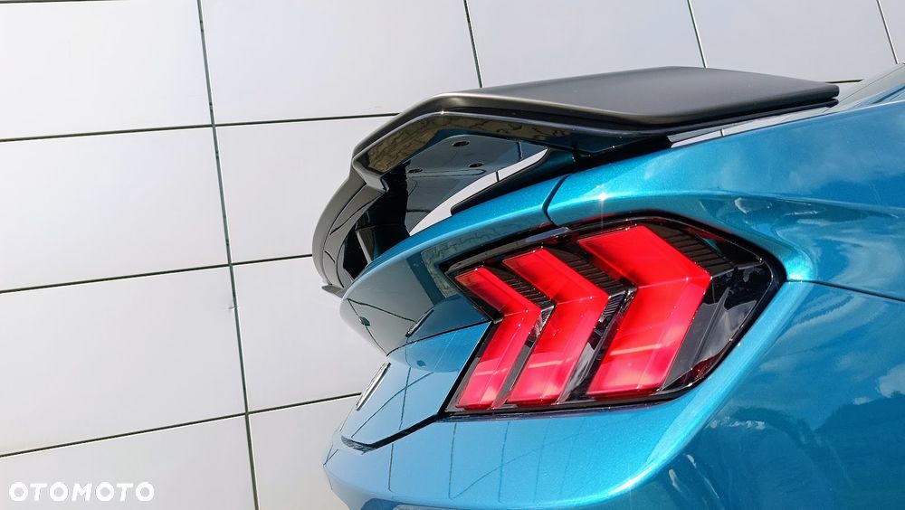 Ford Mustang - 16