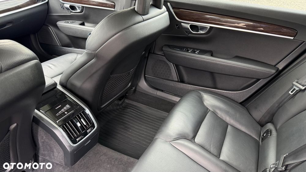 Volvo S90 T5 Momentum - 14