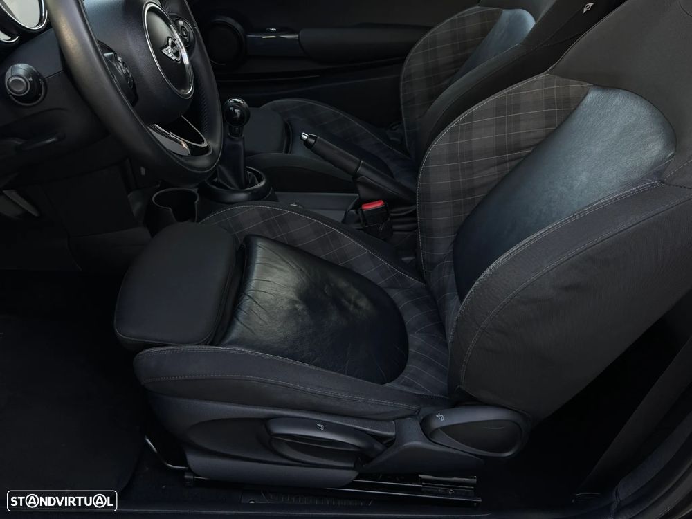 MINI 3 Portas Cooper D - 12