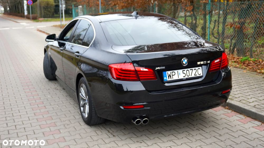 BMW Seria 5 520d xDrive - 6