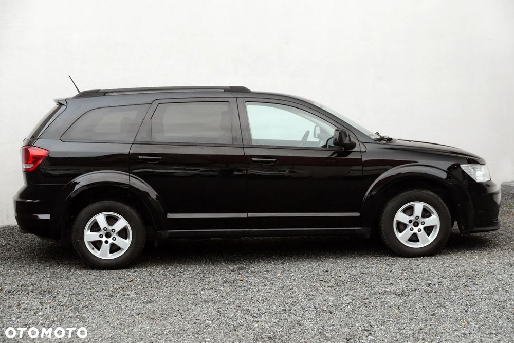 Dodge Journey 2.7 V6 R/T - 24