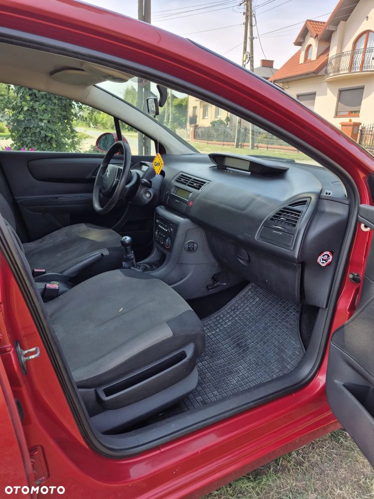 Citroën C4 1.6 16V Impress - 23