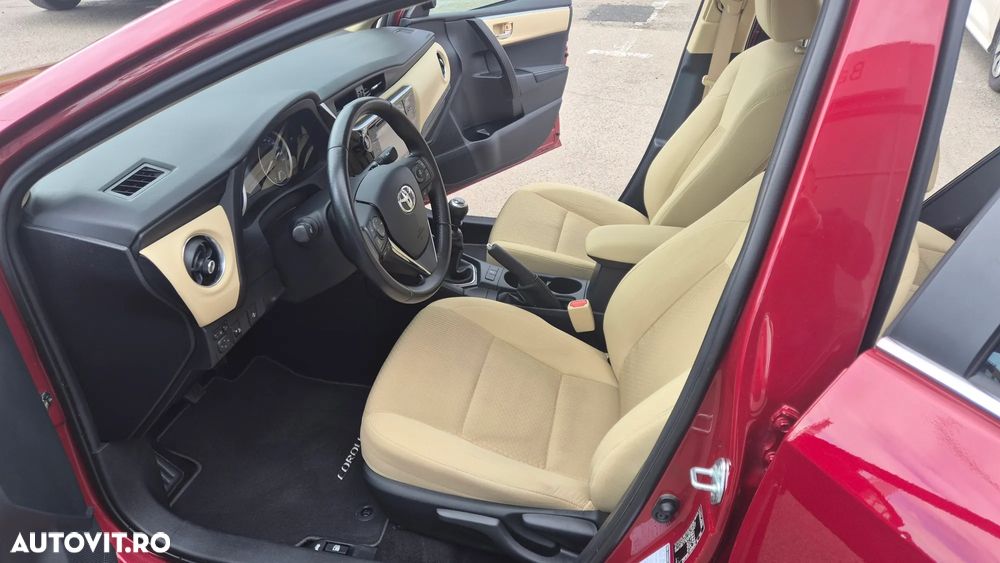 Toyota Corolla 1.6 Valvematic Anniversary - 12