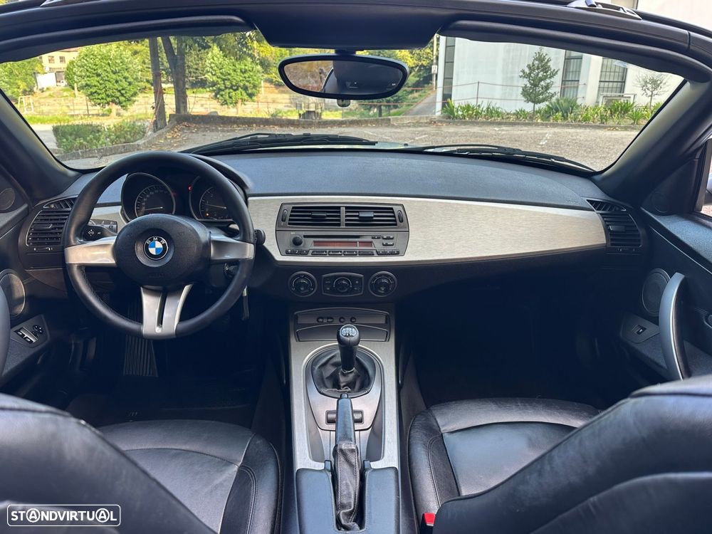BMW Z4 2.2 - 13