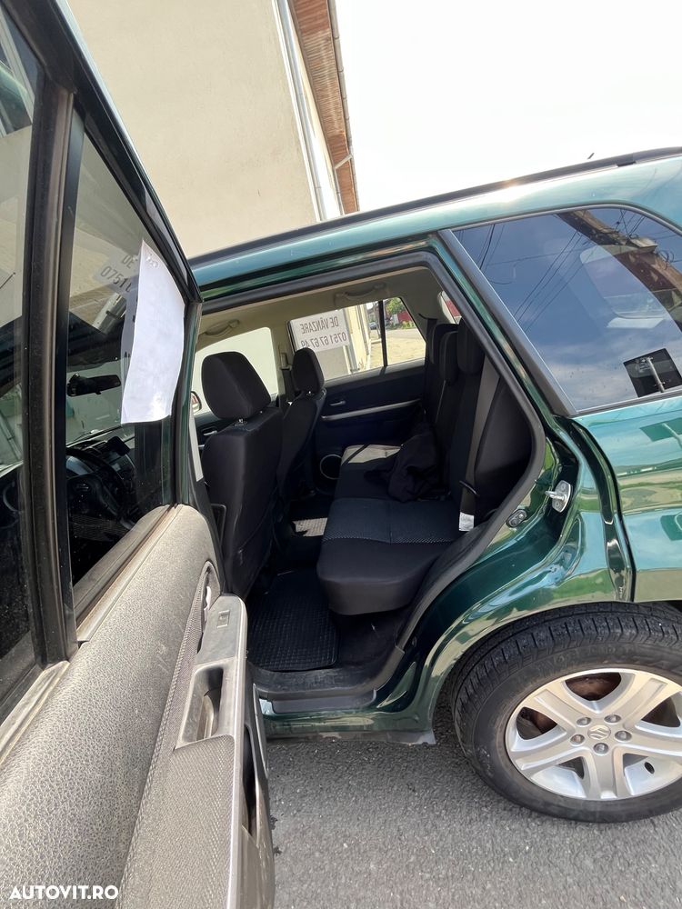 Suzuki Grand Vitara 1.9 DDIS Navi - 11