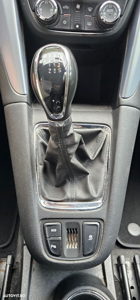 Opel Zafira Tourer 2.0 CDTI ECOFLEX Start/Stop Edition - 16