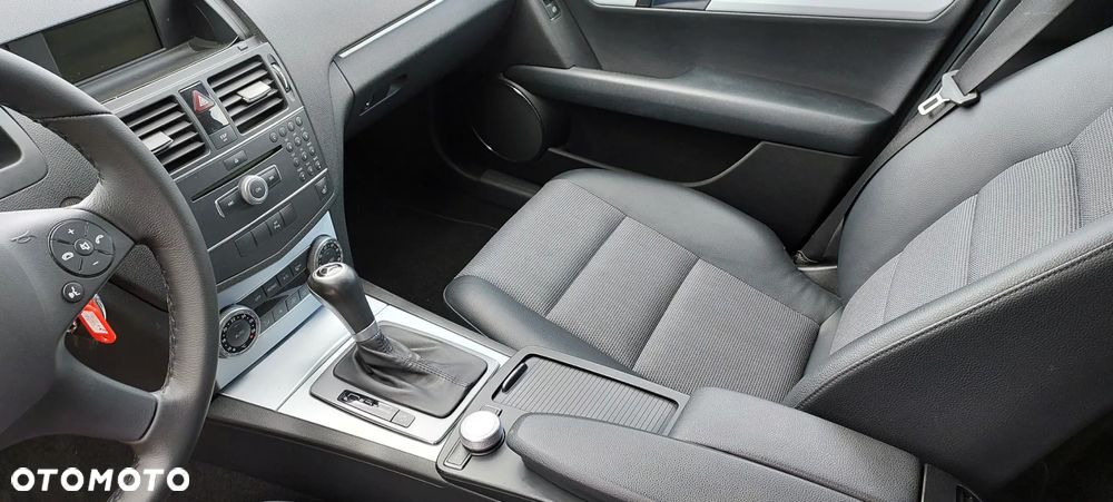Mercedes-Benz Klasa C - 36
