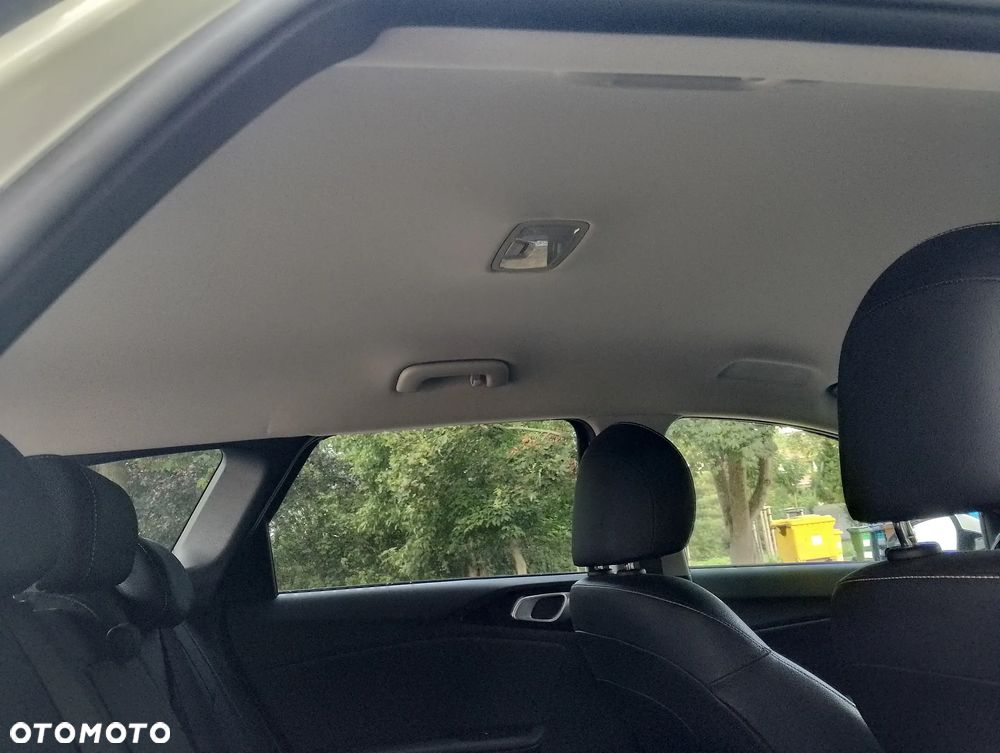 Kia Ceed 1.6 CRDi (48V Mild-Hybrid) DCT7 GT Line - 22