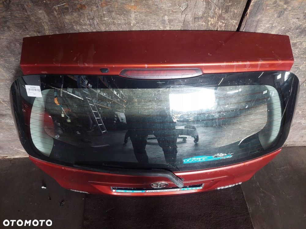 KOMPLETNY TYŁ KLAPA BAGAŻNIKA ZDERZAK LAMPY TOYOTA COROLLA VERSO I 3N8 - 21