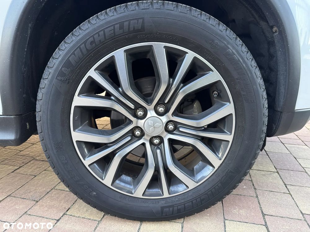 Mitsubishi ASX 1.6 Inform - 13