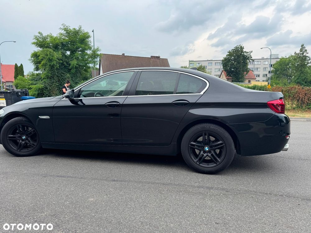 BMW Seria 5 520d xDrive Luxury Line - 14