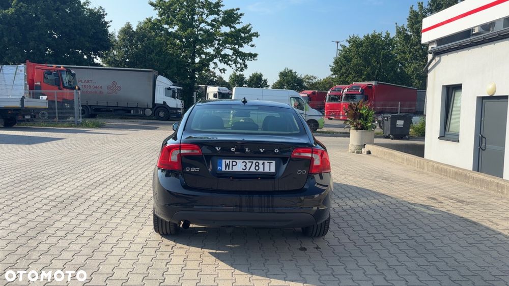 Volvo S60 D3 Summum - 4