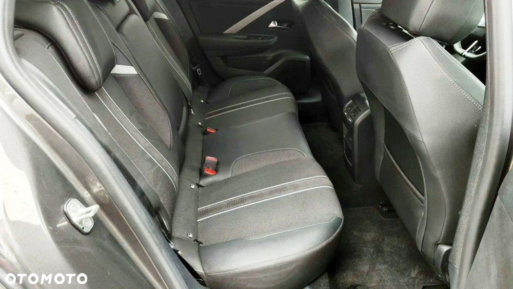 Opel Astra - 12