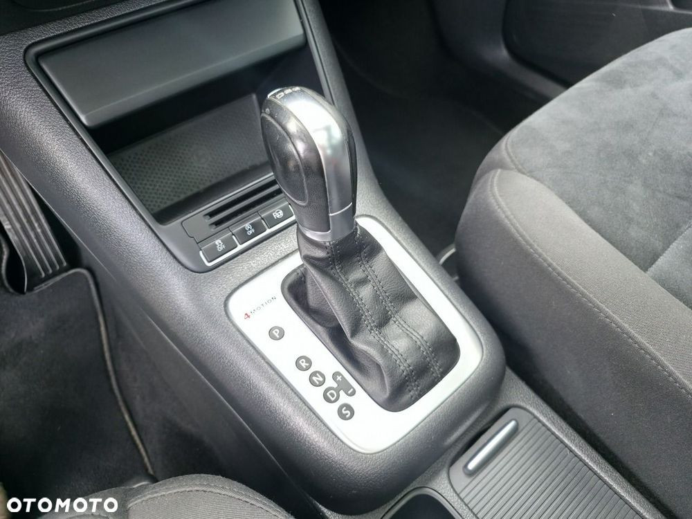 Volkswagen Tiguan - 17
