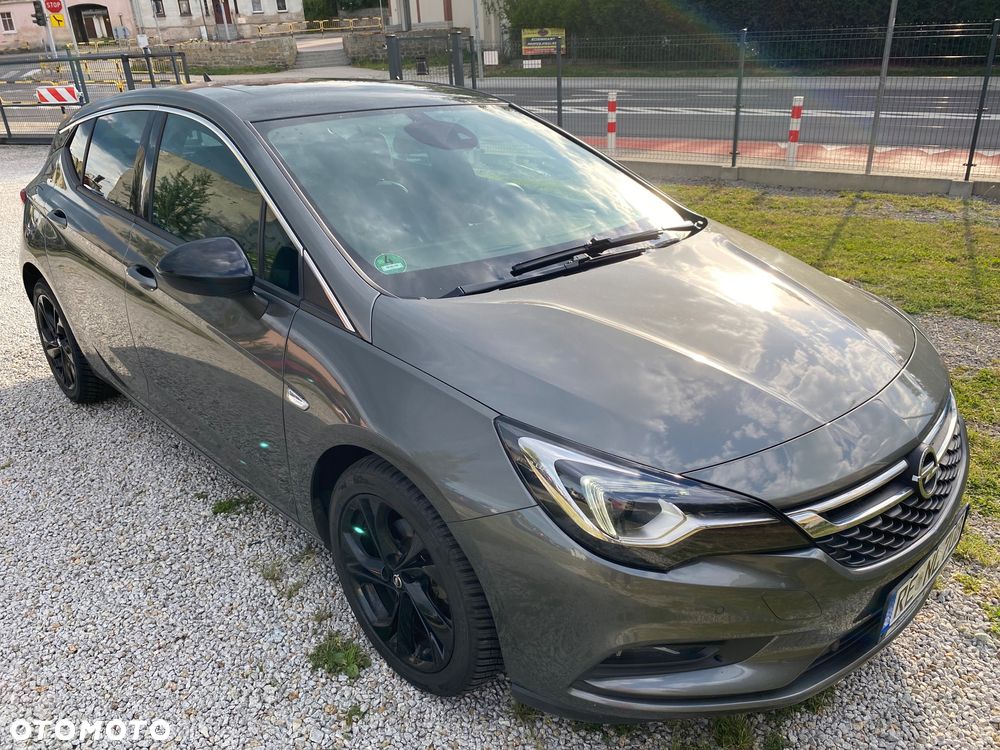 Opel Astra 1.4 Turbo Innovation - 11