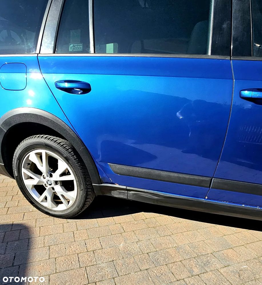 Skoda Octavia Scout 2.0 TDI 4x4 DSG - 9