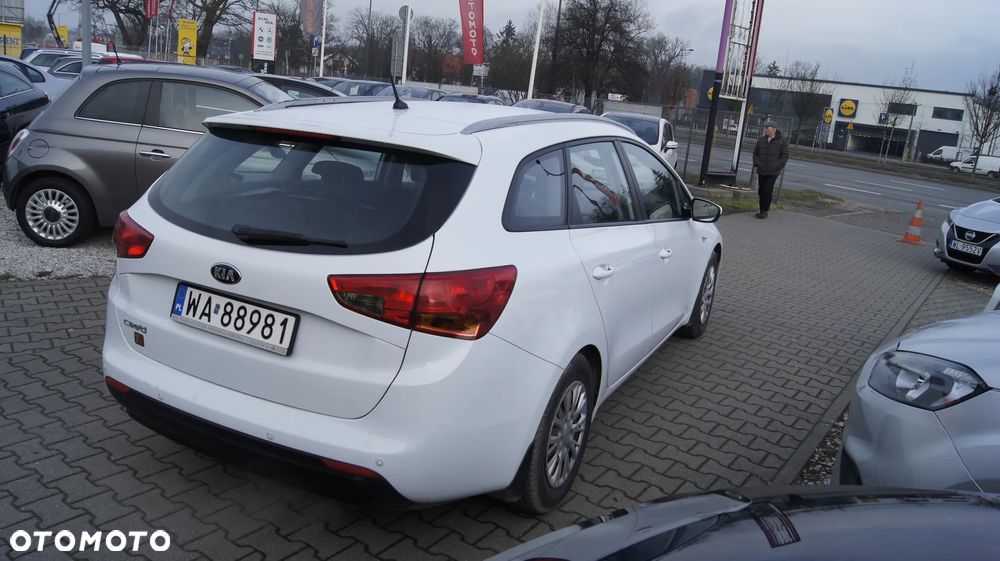 Kia Ceed 1.6 GDI L - 5