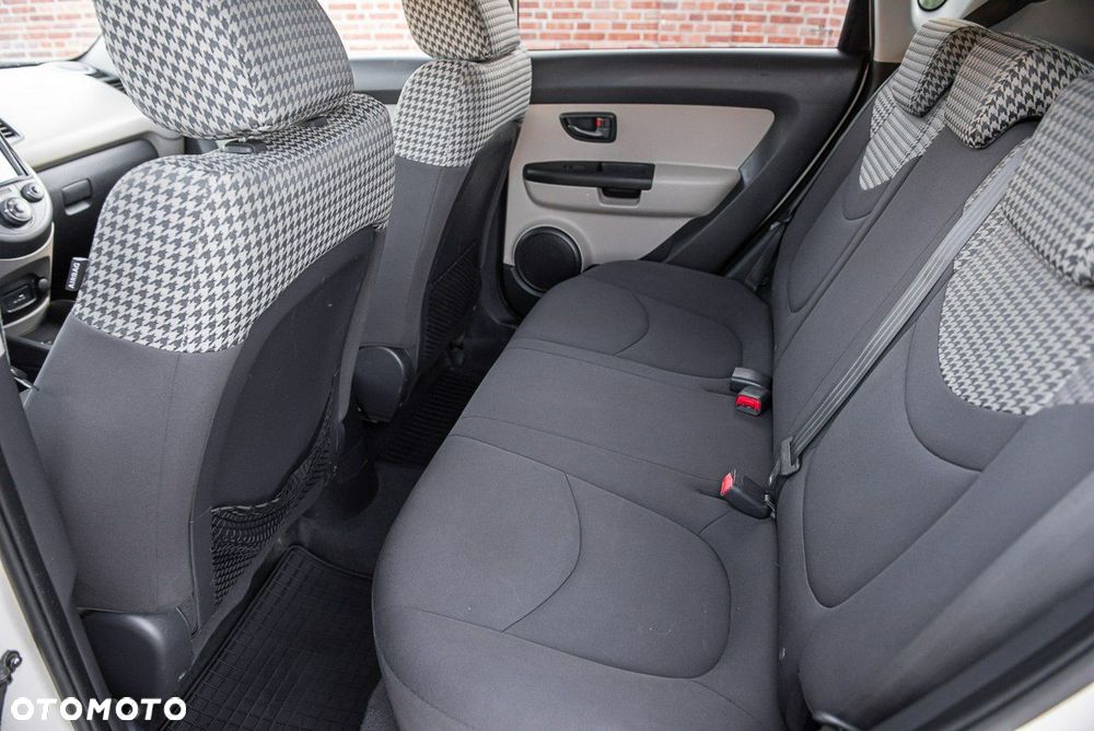 Kia Soul 1.6 XL EU5 - 7