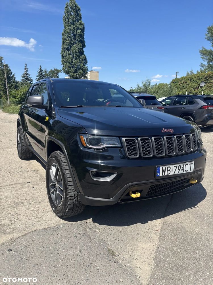 Jeep Grand Cherokee - 1