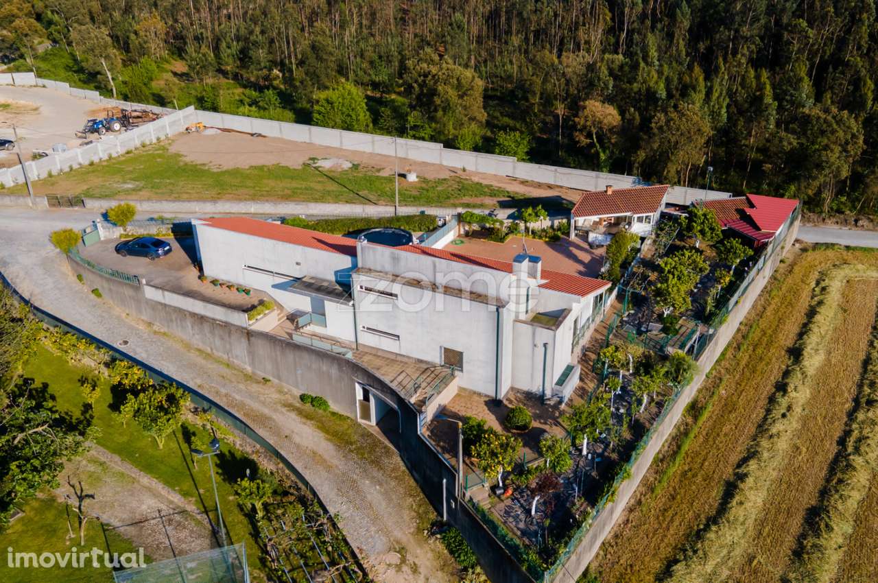 Moradia Individual T5 em Outeiro Maior, Vila do Conde - Grande imagem: 4/60