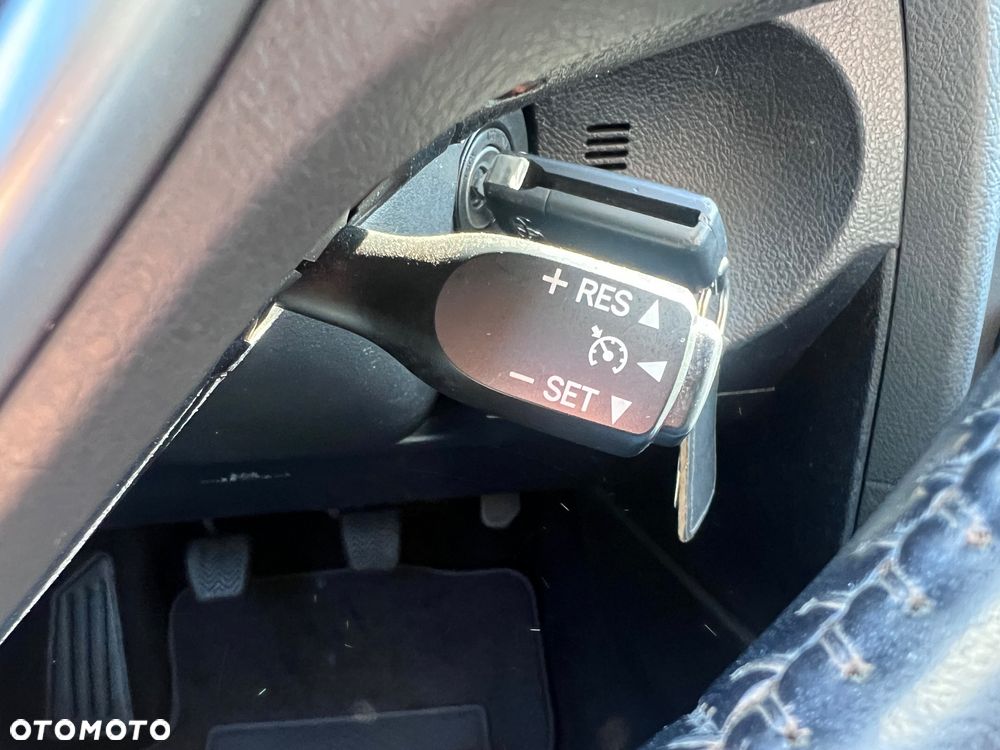 Toyota Auris 1.6 Valvematic Comfort - 32