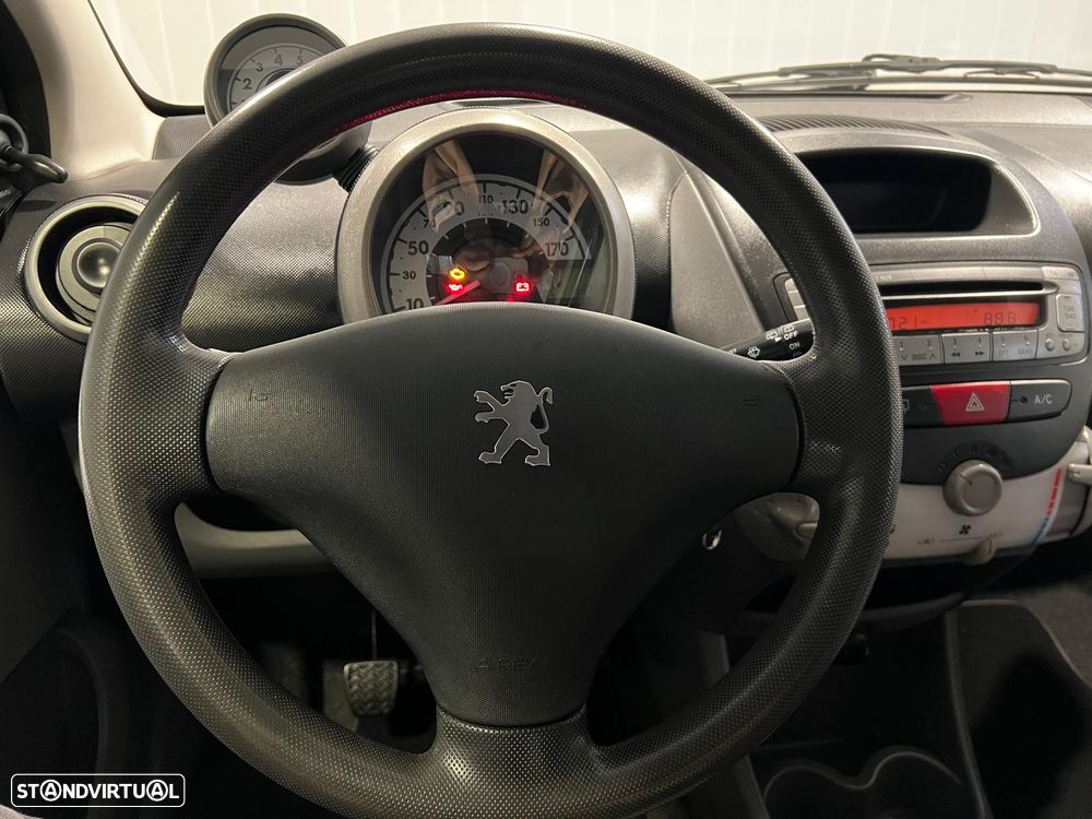 Peugeot 107 1.0 Trendy - 3