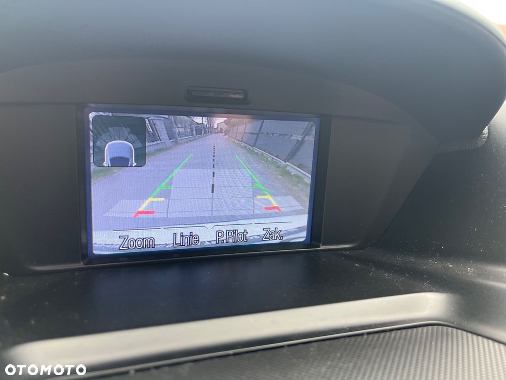 Ford Kuga 2.0 TDCi 4x4 Titanium - 25