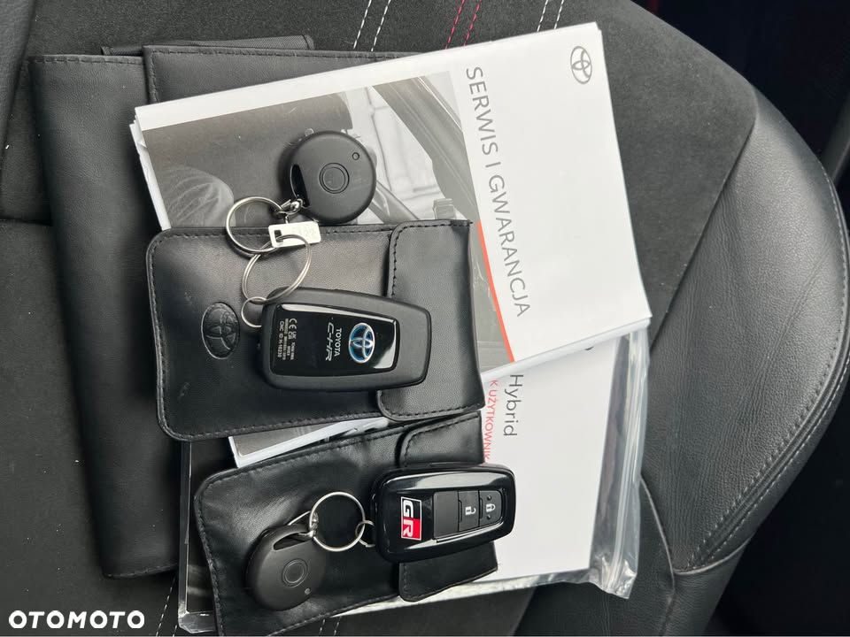 Toyota C-HR 1.8 Hybrid GPF GR Sport - 12
