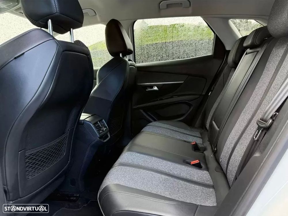 Peugeot 3008 1.2 PureTech Allure - 14