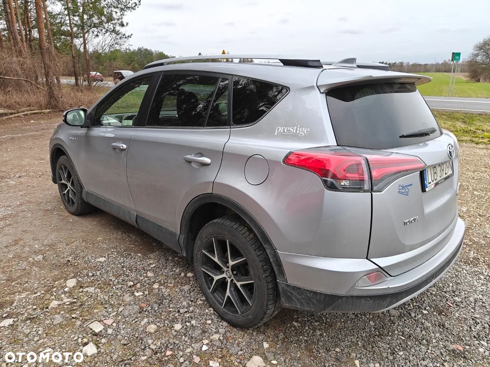 Toyota RAV4 - 7