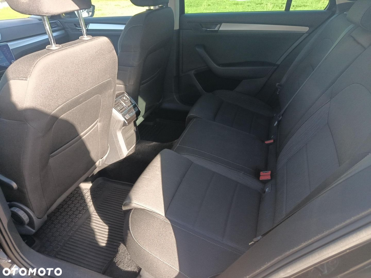 Skoda Superb 2.0 TDI Ambition DSG - 13