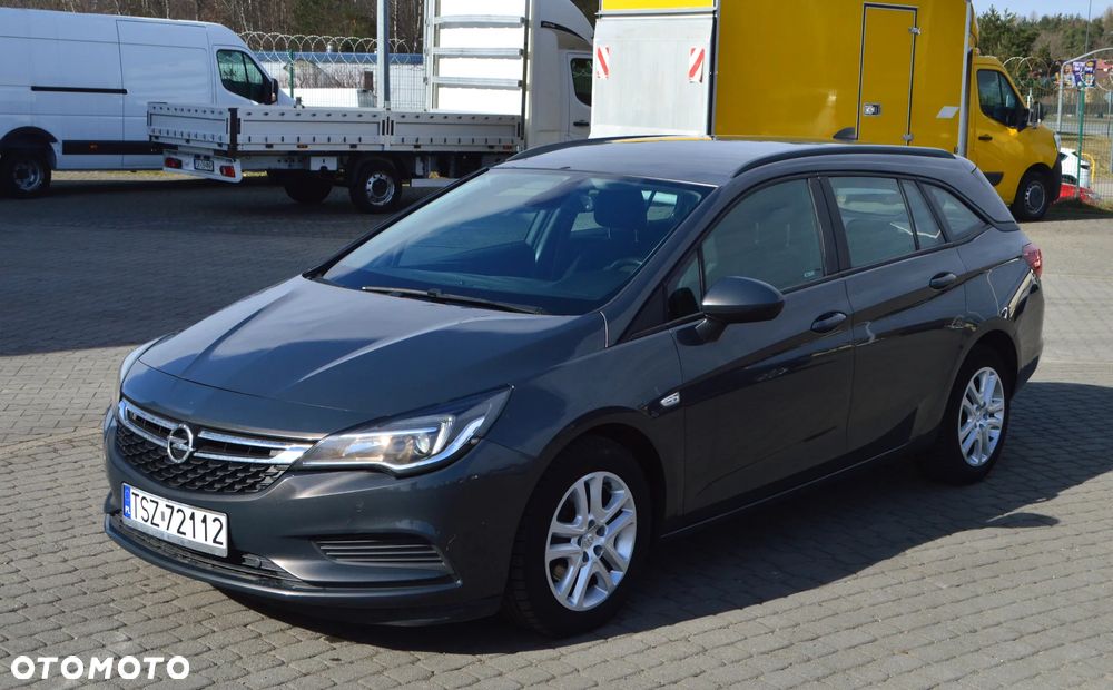 Opel Astra - 4