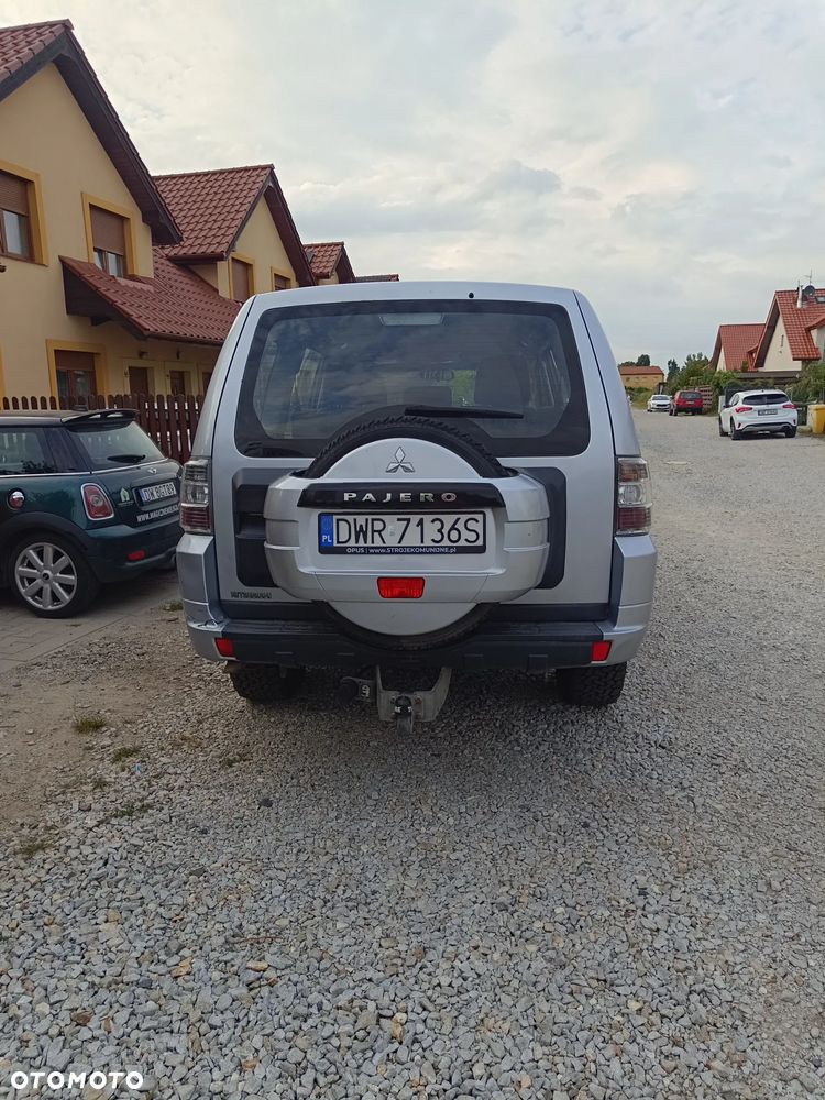 Mitsubishi Pajero 3.2 DI-D Invite - 24