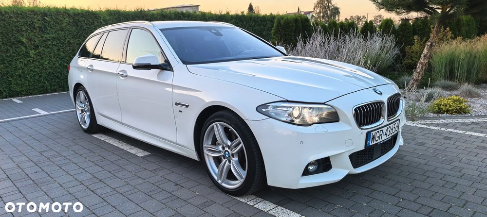 BMW Seria 5 525d xDrive - 1