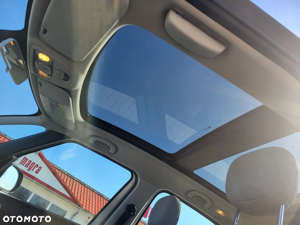 Fiat 500L 1.4 16V Easy - 11