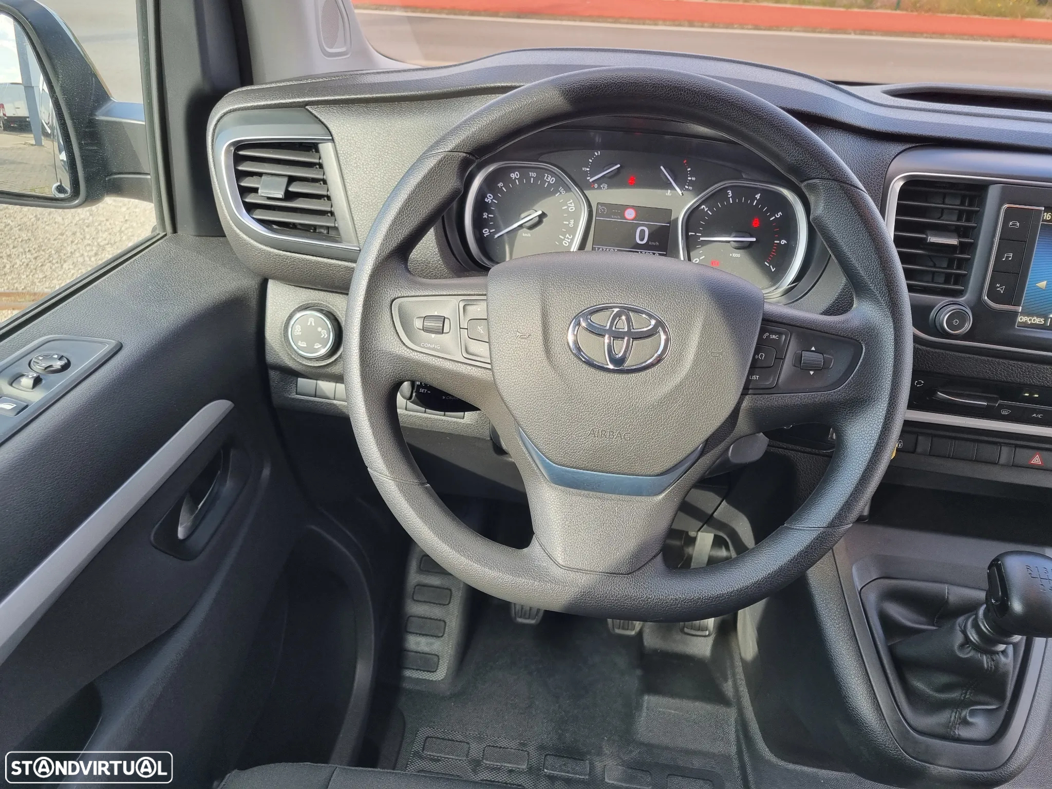 Toyota Proace Verso 1.5 D-4D L2 1.0T Exclusive 9L PDL - 16