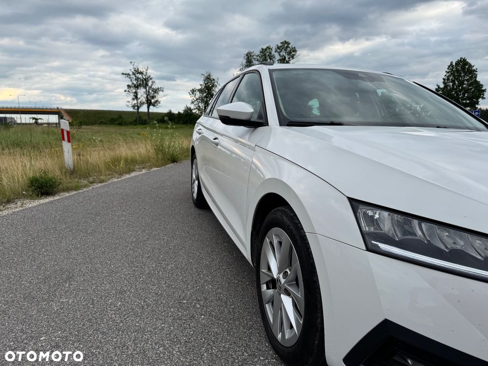 Skoda Octavia 2.0 TDI Active - 11