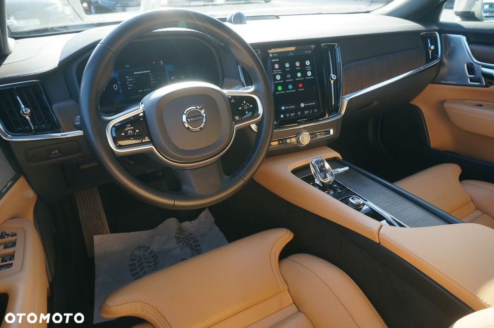 Volvo V90 Cross Country B5 D AWD Ultimate - 18