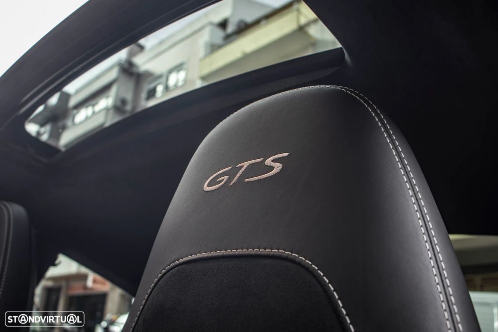 Porsche 911 (991) Carrera GTS PDK - 13