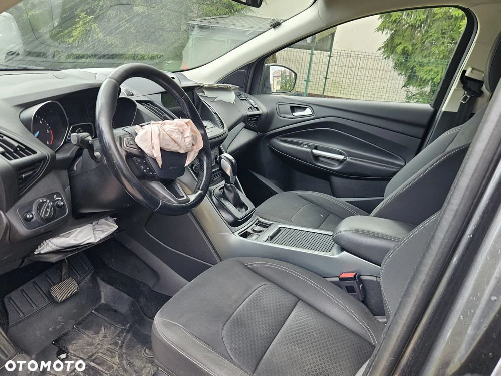 Ford Kuga 2.0 TDCi 4WD Titanium - 17