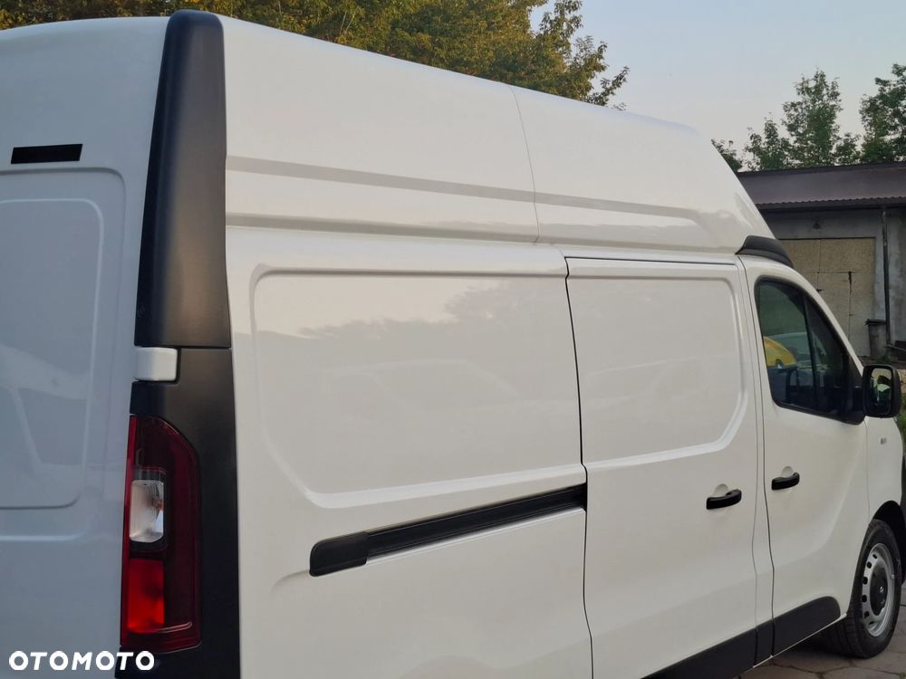 Opel Vivaro 2018 L2H2 MAXI * klima 3osobowy - 16