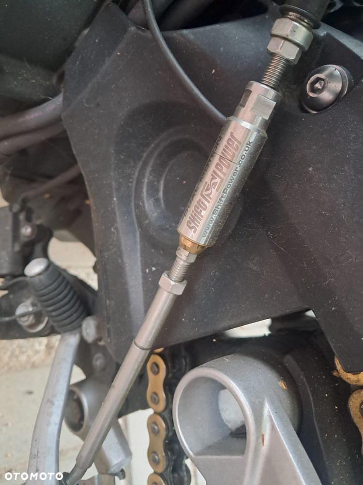 Yamaha MT - 6