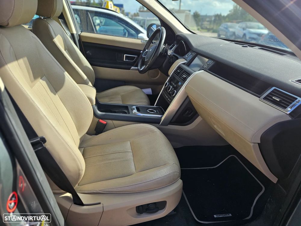 Land Rover Discovery Sport 2.0 TD4 HSE Auto - 9