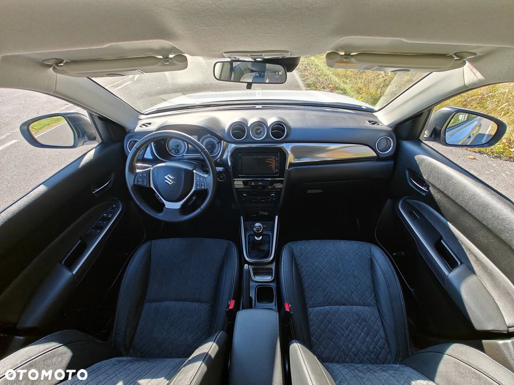 Suzuki Vitara 1.4 Boosterjet Premium 2WD - 20