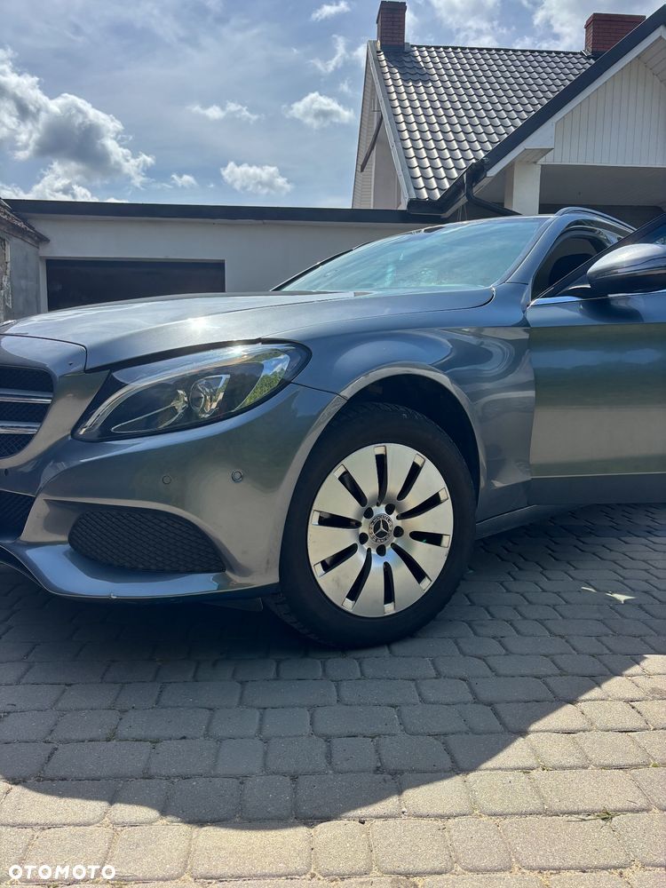 Mercedes-Benz Klasa C 220 d 4Matic 9G-TRONIC Avantgarde - 5